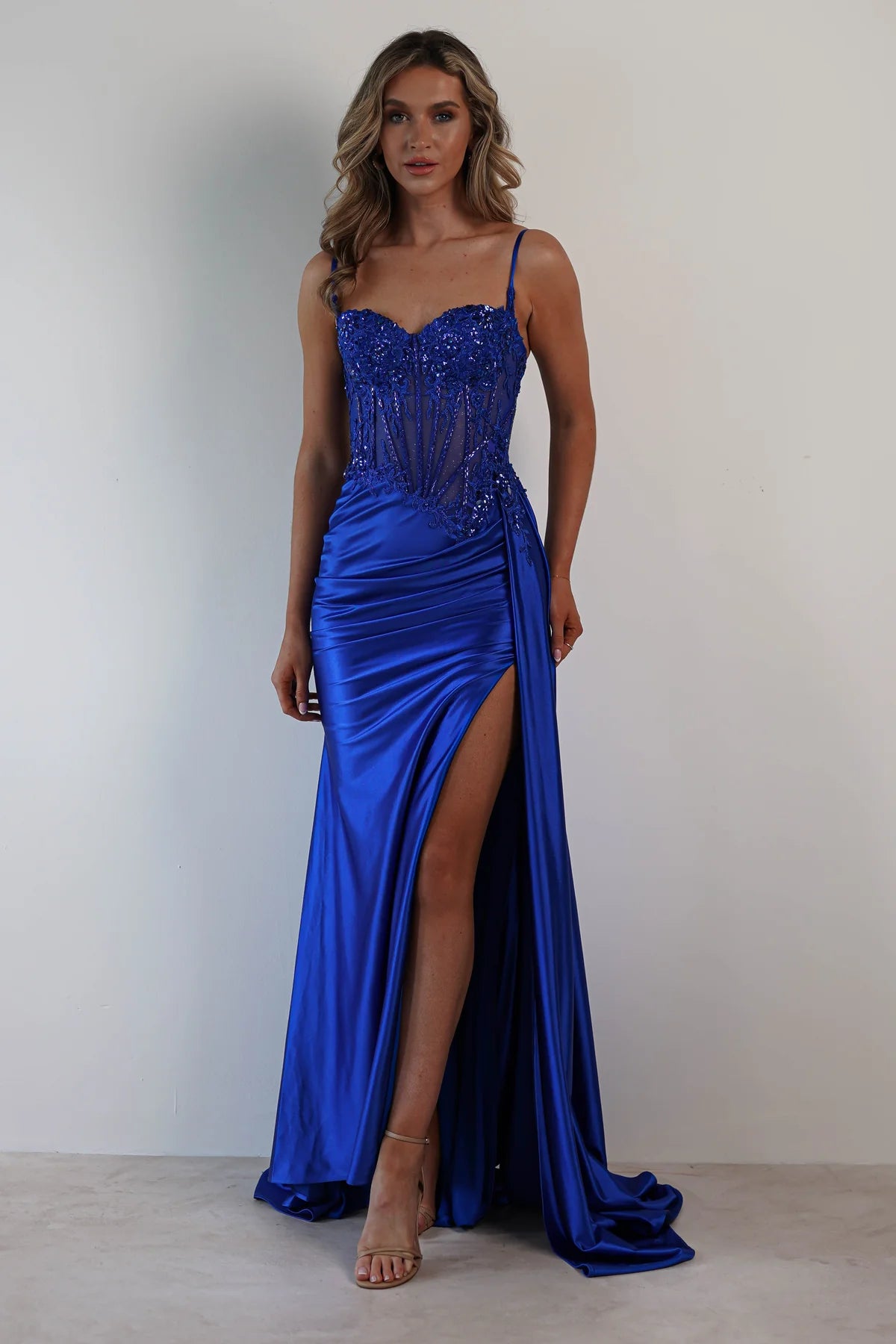 EMBELLISHED LACE AND SATIN FITTED GOWN Lace Dress Style