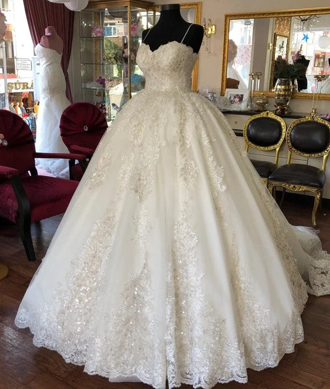 Elegant Lace Embroidery Organza And Tulle Ball Gowns Wedding Dresses Glitter Wedding Dress