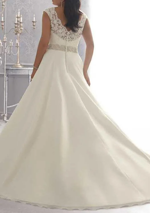 V Neck Ivory Cap Sleeve Beadings  A Line Wedding Dress Lace Plus Size Wedding Dresses Strapless Bridal Dress