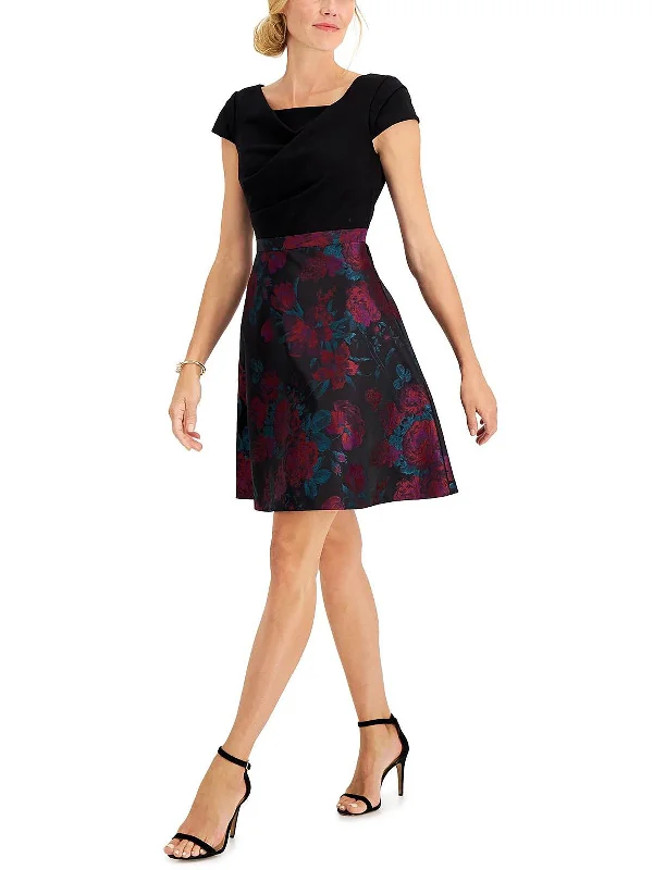 Womens Printed Above Knee Fit & Flare Dress Embroidered unclassified dresses